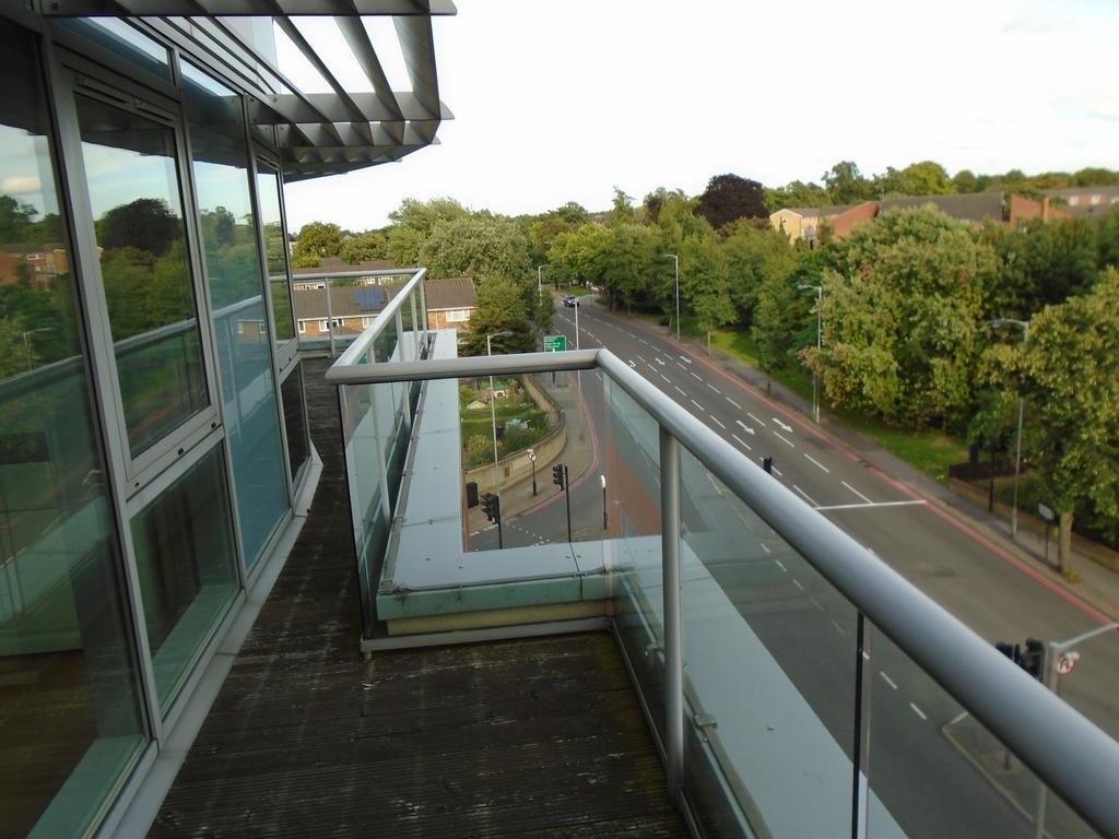 East Croydon Apartments - Just 3 Mins Walk To East Croydon Station Экстерьер фото