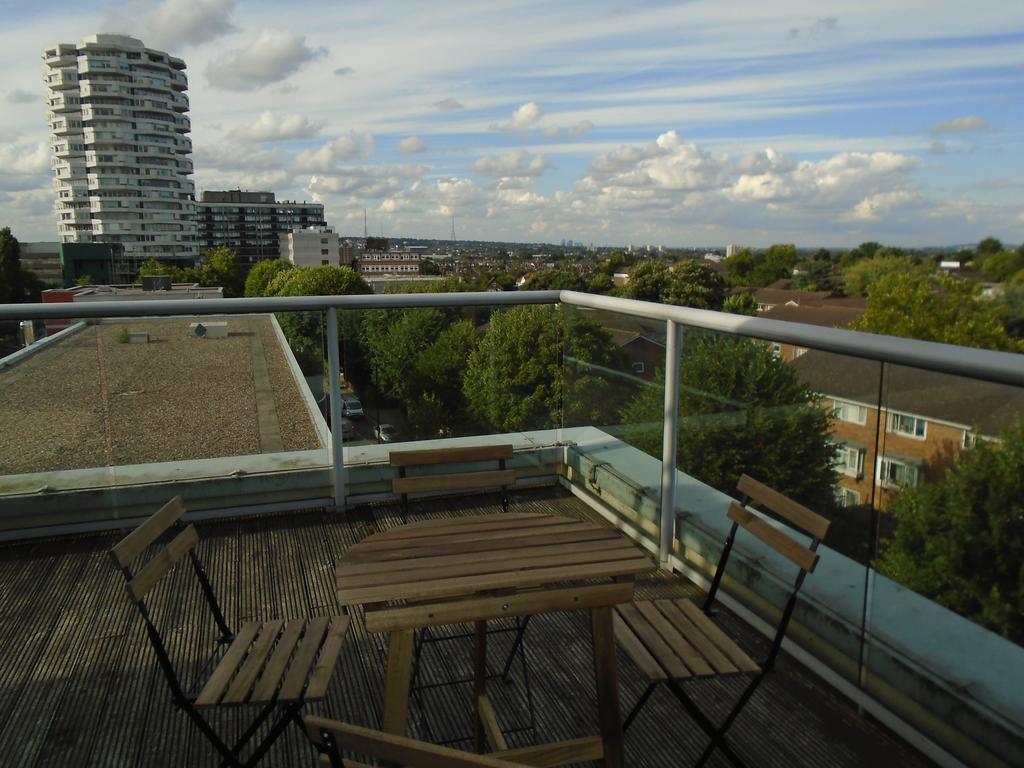 East Croydon Apartments - Just 3 Mins Walk To East Croydon Station Экстерьер фото